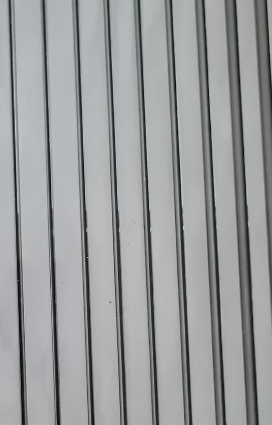 Auvent LARA 120x83,5, couleur blanc RAL9016, plaque anthracite-Arctom