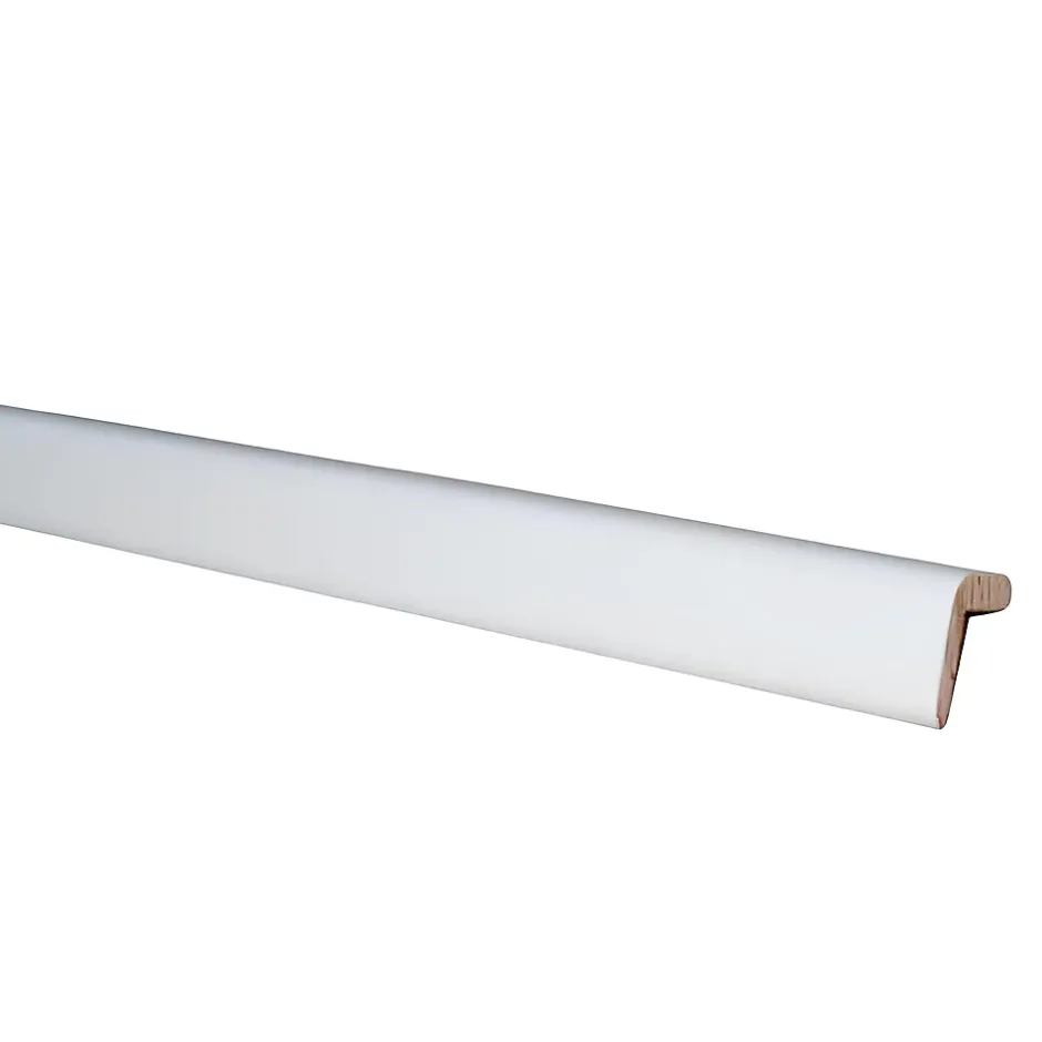 Baguette d'angle arrondi en MDF blanc 28X28mm L.2,44m- Outlet