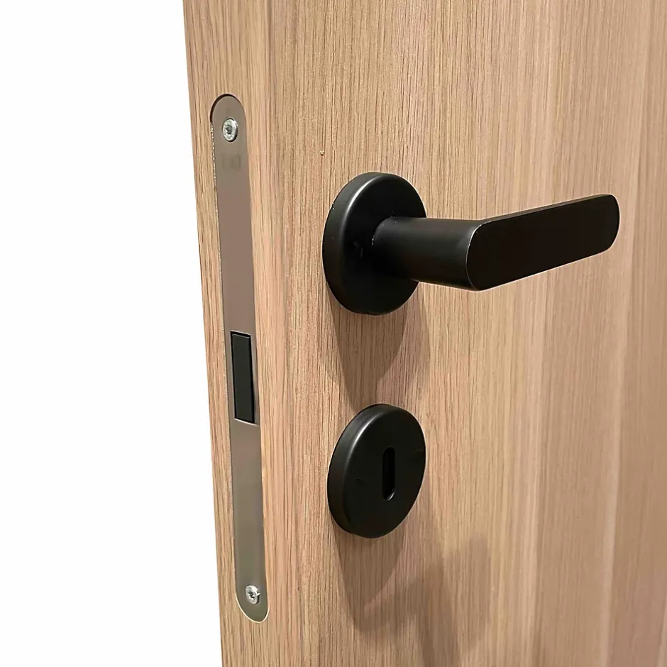 Reivilo Bloc porte pose fin de chantier April , H.204 x l.83 cm