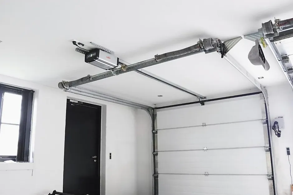 Boxer Ouvre-porte de garage WiFi 800N avec application smartphone, rail 3 m, télécommande incluse