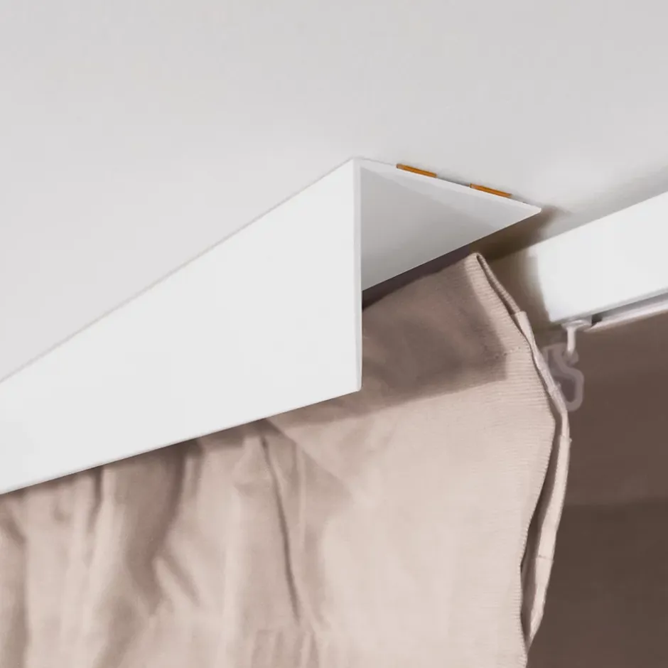 Cache de tringle à rideau PVC 30x30mm, 2m, installation de la bande lumineuse LED, blanc-Quest Clearance