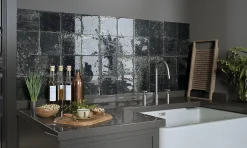 Carrelage Alma Noir - brillant 30 x 10cm ( vendu par boite de 1,14 m² )-Bestile Clearance