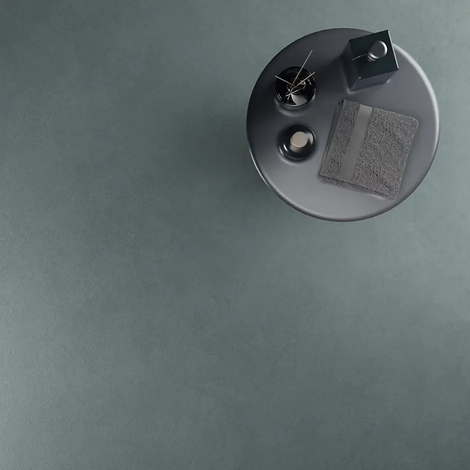 Carrelage effet Béton Bleu Acier 278x120x0,6 cm Mat Benzaro - Mur intérieur (vendu par carton de 3,336 m²) --Ro'Ma Carrelage Clearance