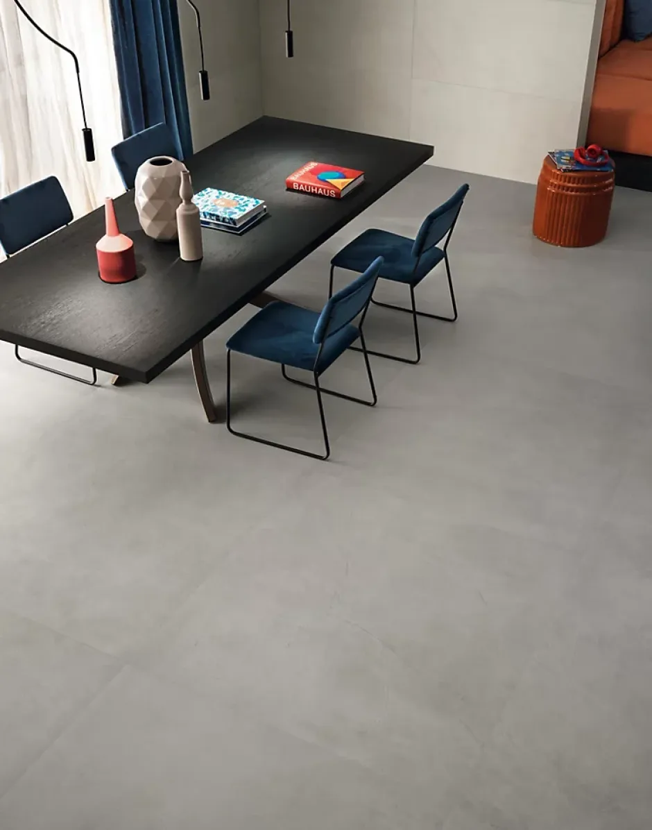 Carrelage effet Enduit Gris Perle 120x120x0,9 cm Silk Calviro - Sol et mur intérieur (vendu par carton de 2,88 m²) - RO'MA CARRELA-Ro'Ma Carrelage Outlet