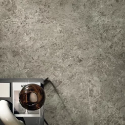 Carrelage effet Marbre Gris Impérial 120x120x0,9 cm Velours Orsiano - Sol et mur intérieur (vendu par carton de 2,88 m²) - RO'MA C-Ro'Ma Carrelage New