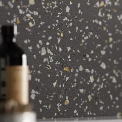 Carrelage Effet Terrazzo POLS 90x90 Graphite - Les Carreaux de Jean-Les Carreaux De Jean  Outlet