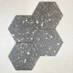 Carrelage Effet Terrazzo Hexagonal AROUSA 25,8x29 Noir - Les Carreaux de Jean-Les Carreaux De Jean Sale