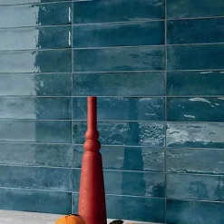 Les Carreaux De Jean  Carrelage Effet Zellige Bleu FUSION Blue 6x25cm - Les Carreaux de Jean