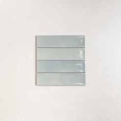 Les Carreaux De Jean  Carrelage Effet Zellige Bleu Clair NARA Glass Gloss 7,5x30cm - Les Carreaux de Jean