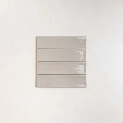 Les Carreaux De Jean Carrelage Effet Zellige NARA Gris Gloss 7,5x30cm - Les Carreaux de Jean