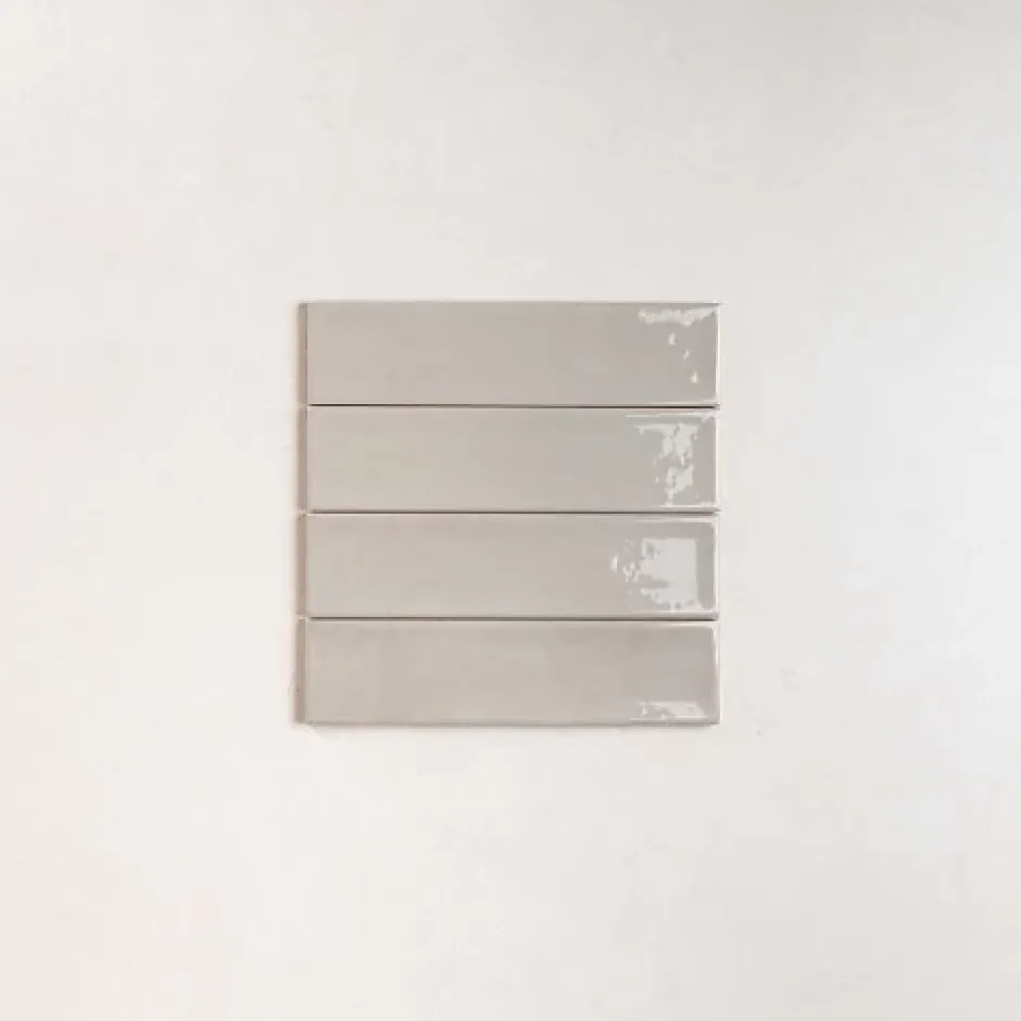 Les Carreaux De Jean Carrelage Effet Zellige NARA Gris Gloss 7,5x30cm - Les Carreaux de Jean