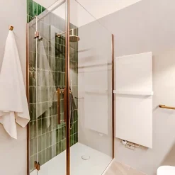 Les Carreaux De Jean Carrelage Effet Zellige Vert Émeraude TANGER 6x24 Green - Les Carreaux de Jean