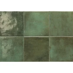 Aelle Carrelage Carrelage extérieur piscine carré vert brillant 15x15 cm SPA&POOLS MOSS GREEN