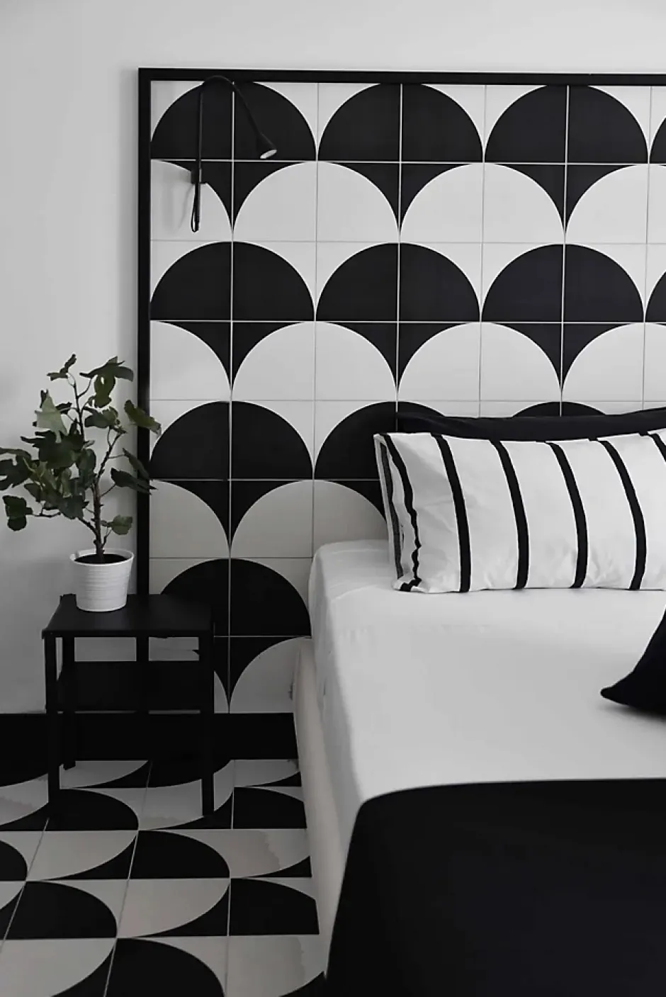 Carrelage Imitation Carreaux De Ciment 20x20 SCENARIO Tappeto 2B Nero - Les Carreaux de Jean-Les Carreaux De Jean Outlet