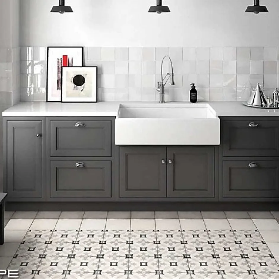 Gioia Materia Carrelage Imitation Carreaux de Ciment ART NOUVEAU DECOR 20x20 Karlspatz Grey - Les Carreaux de Jean