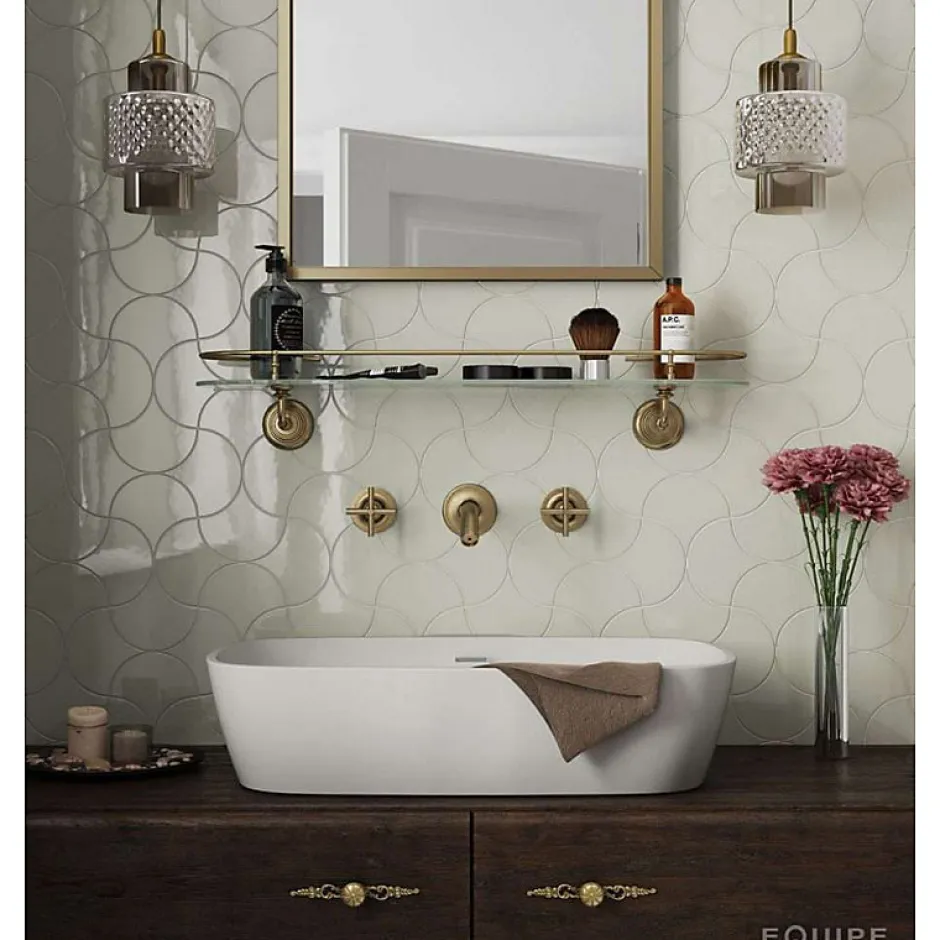 Aelle Carrelage Carrelage mur écaillon de poisson uni beige brillant 10,6x12 cm SCALE FAN CREAM