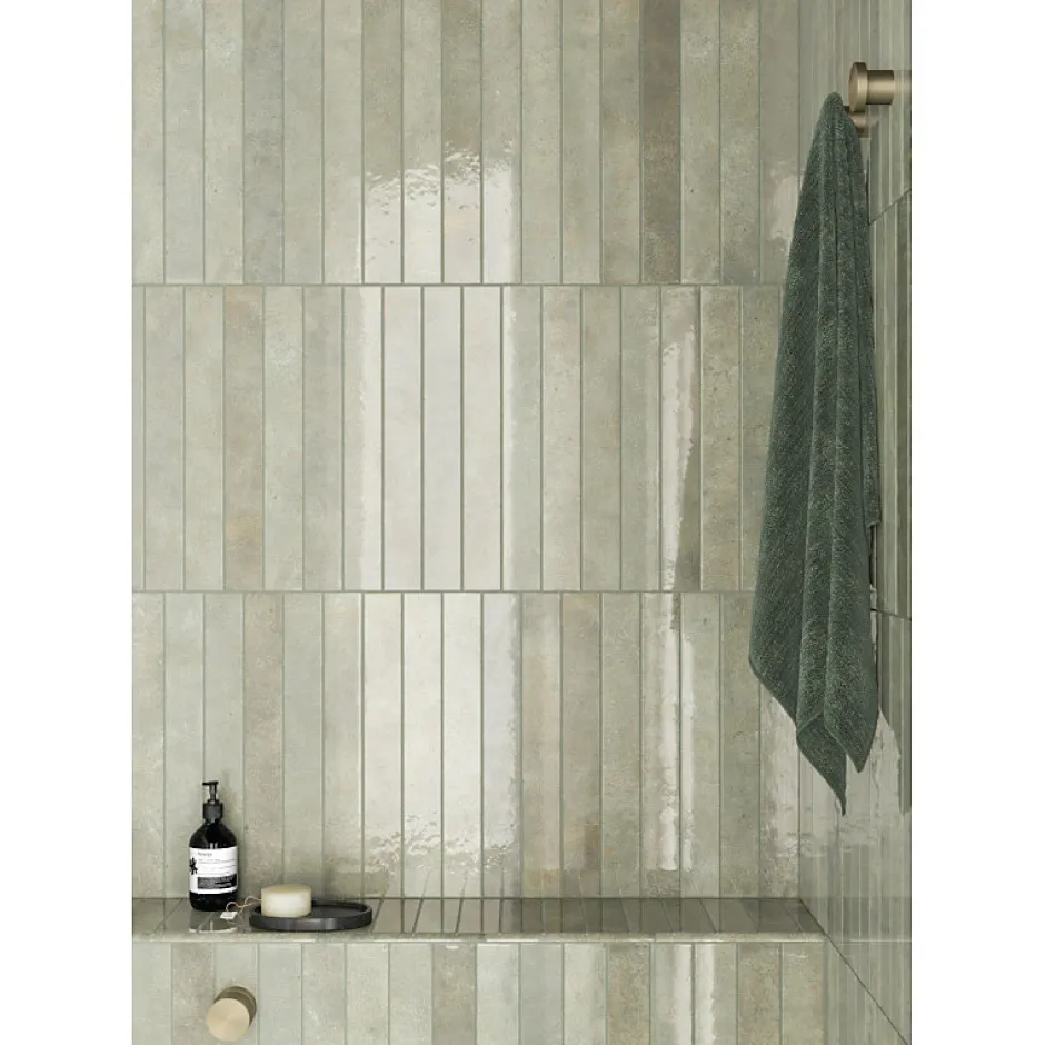 Aelle Carrelage Carrelage mur effet pierre gris vert 5x40 cm brillant - VERTICALE GREEN FIELD