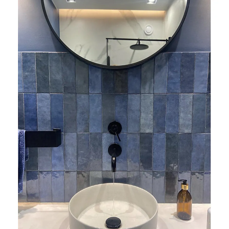 Aelle Carrelage Carrelage mur effet zellige bejmat bleu 6,5x20 cm ARTISAN COLONIAL BLUE