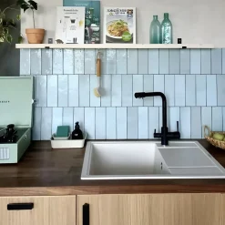 Aelle Carrelage Carrelage mur effet zellige bejmat bleu 6,5x20 cm ARTISAN AQUA