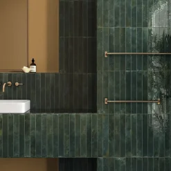 Lux Mosaic Carrelage Mur Intérieur Format allongé Vert Brillant. Bali Isle of Pinetrees 5x40 cm