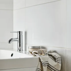 Carrelage mural intérieur blanc brillant L.60 x l.30 cm x ép.9 mm, Perouso-GoodHome Clearance