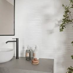 Carrelage mural intérieur blanc brillant à cannelures L.60 x l.30 cm x ép.9 mm, Perouso-GoodHome Online