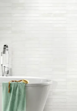 Carrelage mural intérieur blanc brillant effet carreaux anciens L.30,1 x l.7,5 cm x ép.8,5 mm, Vernisse-GoodHome Hot