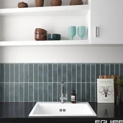 Aelle Carrelage carrelage sol / mur effet zellige bejmat bleu 6x24,6 cm mate ARGILE GLACIER