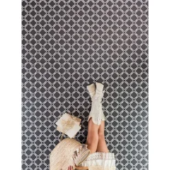 Carrelage sol / mur effet ciment motif fleur 20x20 cm ALAMEDA BULNES GRAFITO-Aelle Carrelage New