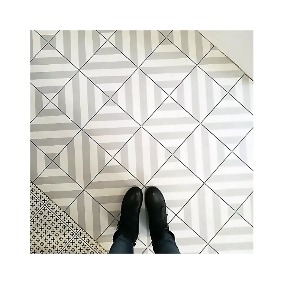 Carrelage sol / mur effet ciment gris 20x20 cm MAORI GOROKA GRIS-Aelle Carrelage Online