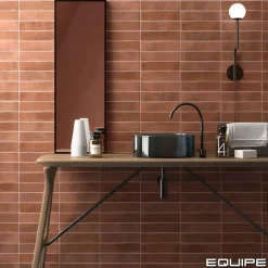 carrelage sol / mur effet zellige bejmat terracotta terre cuite 6x24,6 cm mate ARGILE COTTO nuancé.-Aelle Carrelage Online