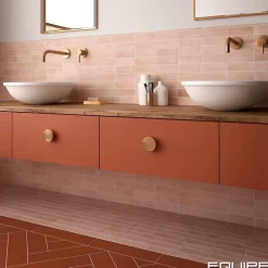 Carrelage sol / mur effet zellige bejmat marocain 5X15 cm rose mate 5X15 cm COCO ORHARD PINK MATT-Aelle Carrelage