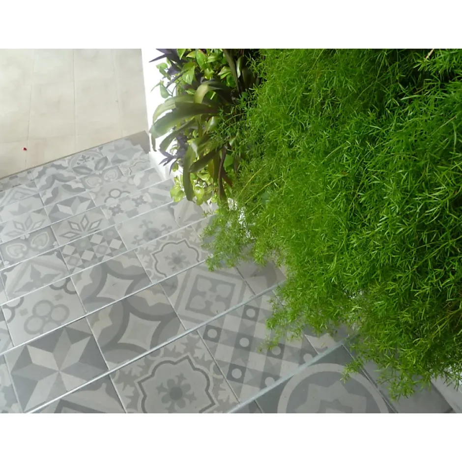 Carrelage sol / mur effet béton patchwork motifs 30x30 cm RIBADEO GREDOS-Aelle Carrelage Online