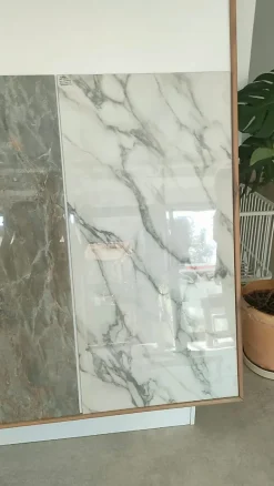 Limcaro Carrelage sol / mur effet marbre blanc OBRANO l.60 x L.120 cm Brillant