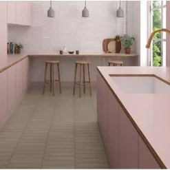 Carrelage sol / mur pose baton rompu chevron uni marron mate STROMBOLI SAVASANA-Aelle Carrelage Outlet