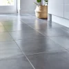 GoodHome Carrelage sol anthracite effet béton L.42,6 x l.42,6 cm x ép.7,4 mm, Konkrete