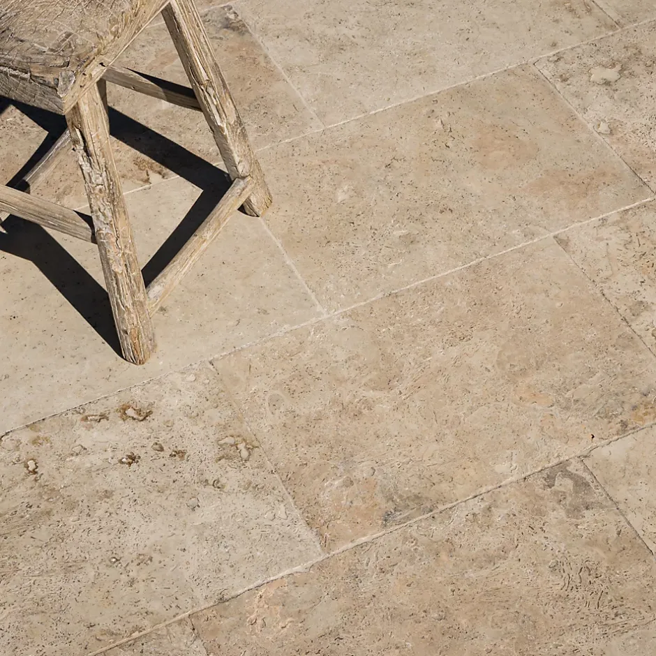 Carrelage Travertin Rustique Nuancé 61x40,6x1,2 cm - Intérieur et Extérieur (lot de 1,24 m² 5 dalles) --Ro'Ma Nature New