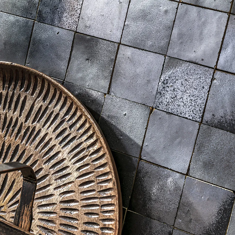 Carrelage Zellige Marocain Noir Métal 5x5 cm (vendu par plaque de 30x30 cm soit 0,09 m²) --Ro'Ma Nature Discount