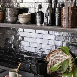 Carrelage Zellige Marocain Noir Intense 5x15 cm (vendu par 1 m²) --Ro'Ma Nature Discount