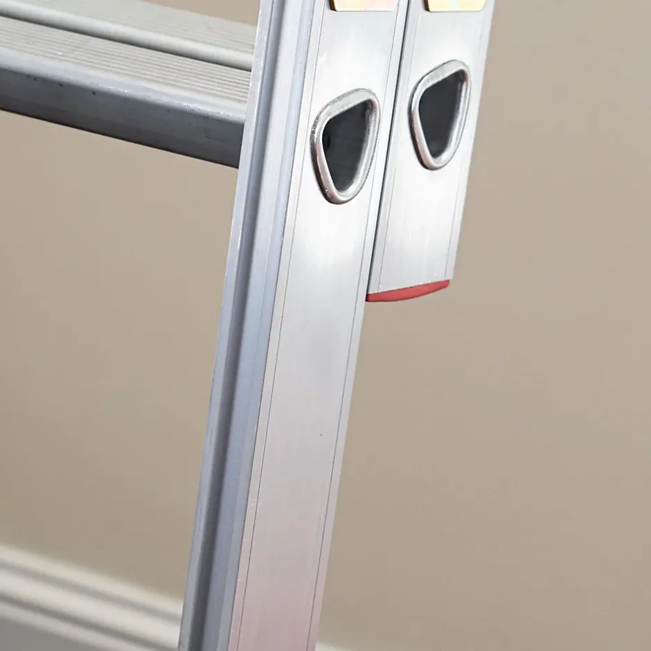 Échelle de grenier coulissante aluminium 3 sections avec main courante, Charge max. 150 kg, EN14975, BPS Depot-BPS Access Solutions Online