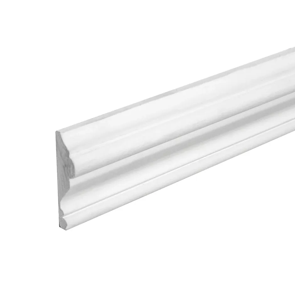 Woodbord Cimaise Bois de Pin Merkusii - Enduite Gesso Blanc - 18x62x2200mm - Moulure - Lame de Soubassement