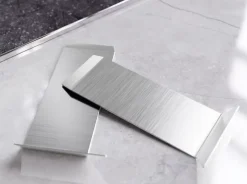 Ilcom Coin extérieur pour plinthe FL Argent satiné - 30mm x 60 mm x 0,65 ep.