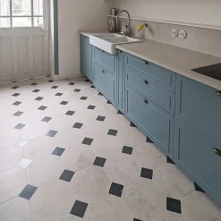 Dallage à cabochons en pierre du Nivernais - 30 cm x 30 cm x 1,5 cm - Finition adoucie - Vendu au m²-Ligerio Clearance