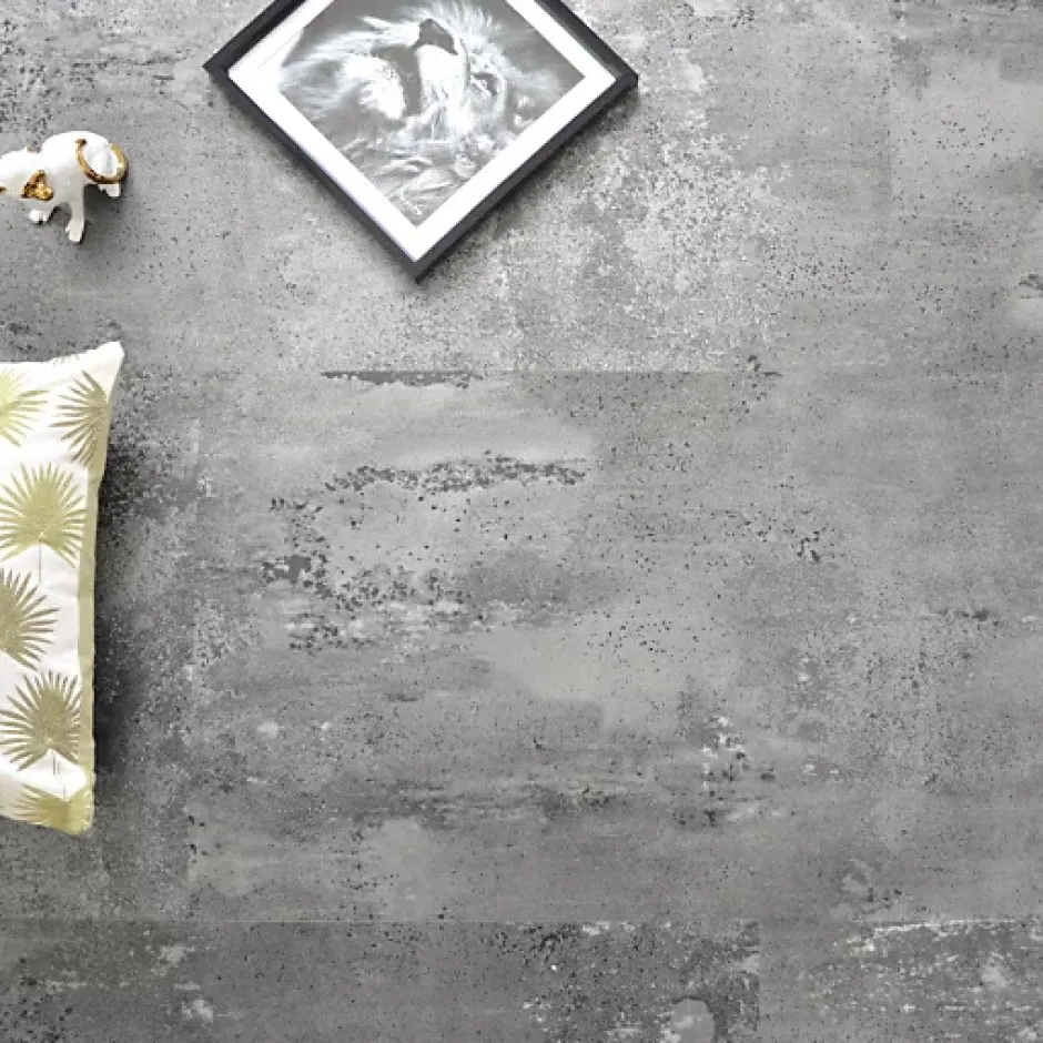 Dalle large sol vinyle rigide Performance - Click à plat - Béton gris argenté - Paquet de 2,51 m²-Décoweb Sale