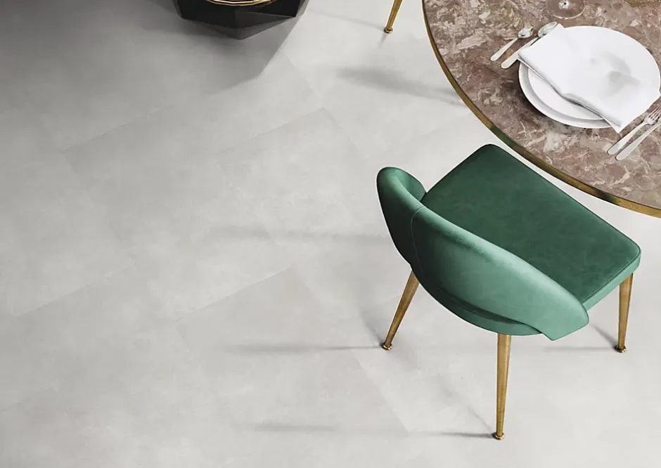 Gerflor Dalle PVC à clipser Senso Premium Rigide acoutisque béton gris 39,9 x 73 cm,