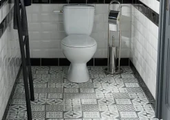 GoodHome Dalle PVC adhésive effet carreaux de ciment noir et blanc L.30,5 x l.30,5 cm x ép.2 mm, Poprock