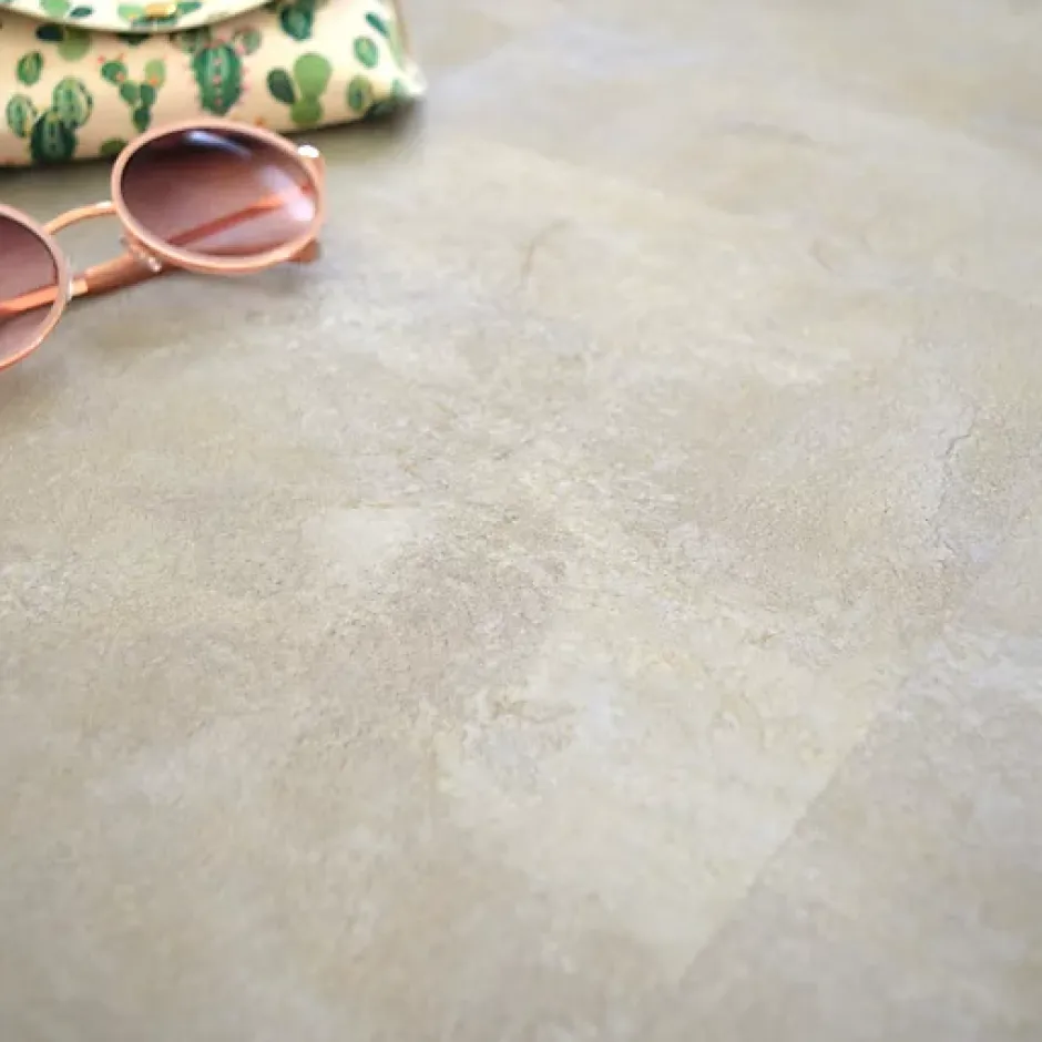 Dalle sol vinyle rigide Performance - Clic 5G - Pierre Calcaire - Paquet de 1,49 m²-Décoweb Outlet