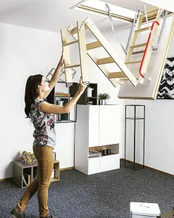 Matisere Echelle escamotable bois - Trémie de 70 x 130cm - Hauteur de 2.46 à 3.05m - LWK70130-3