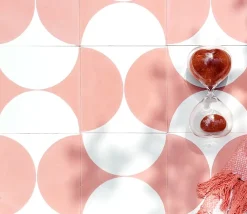 Hendaya EN STOCK - Carreaux de ciment véritable - Duo Sablier - Ocre - 20x20 -