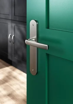 Ensemble poignée sur plaque Incurvé Primel effet nickel satin gris L.126mm x l.40mm entraxe 195mm-GoodHome Outlet